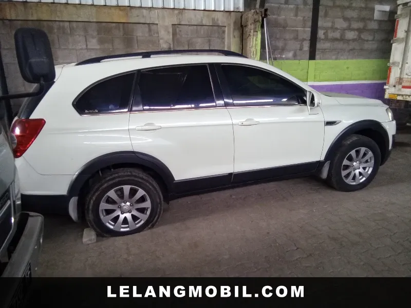 CHEVROLET CAPTIVA - View 3