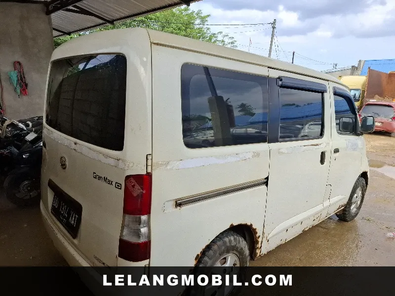 DAIHATSU GRANMAXMB - View 3