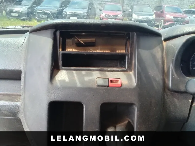 DAIHATSU GRANMAXPU - View 9