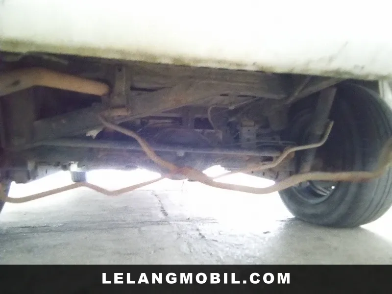 DAIHATSU LUXIO - View 13