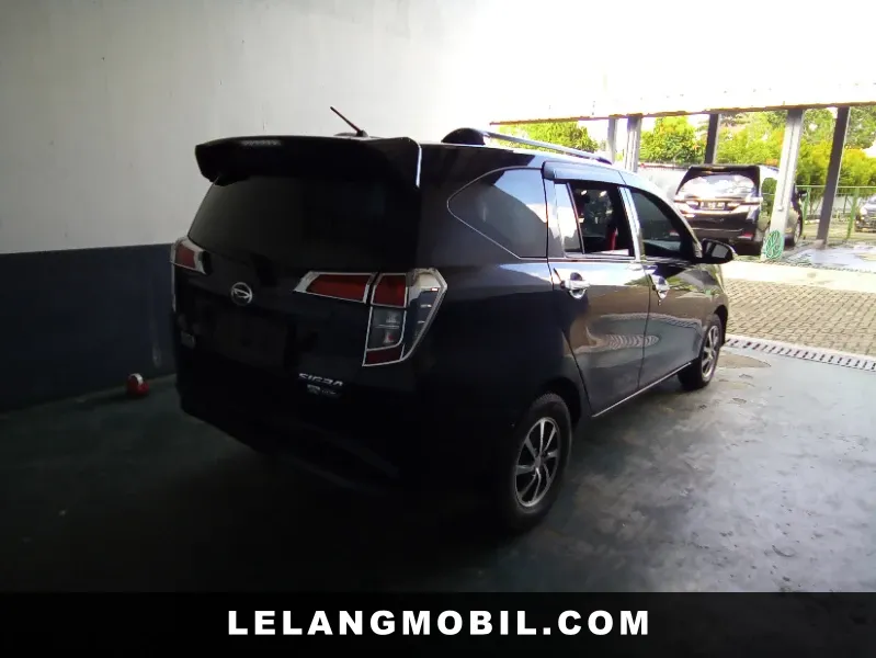 DAIHATSU SIGRA - View 3