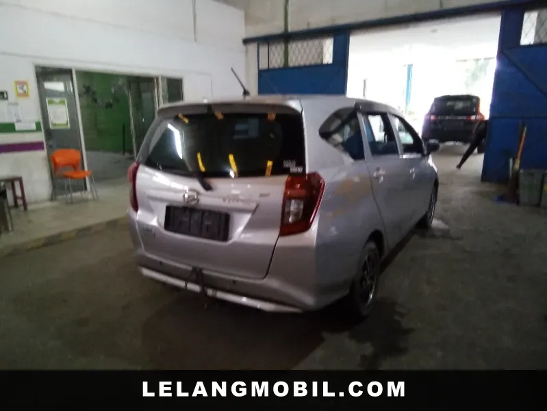 DAIHATSU SIGRA - View 3