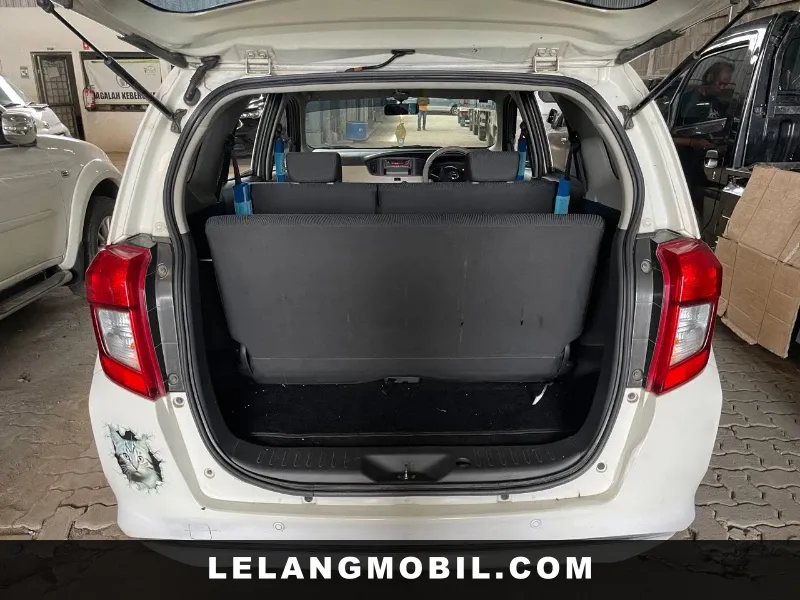 DAIHATSU SIGRA - View 12