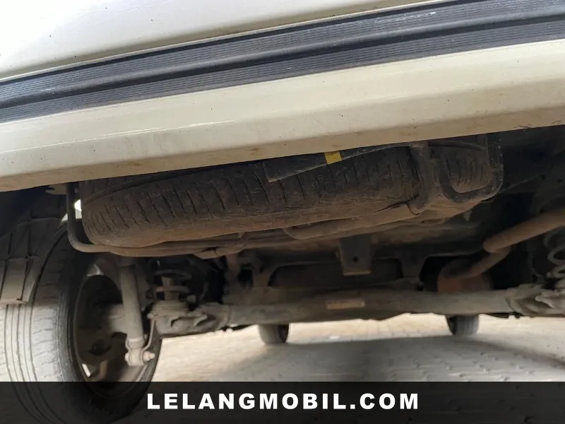 DAIHATSU SIGRA - View 13