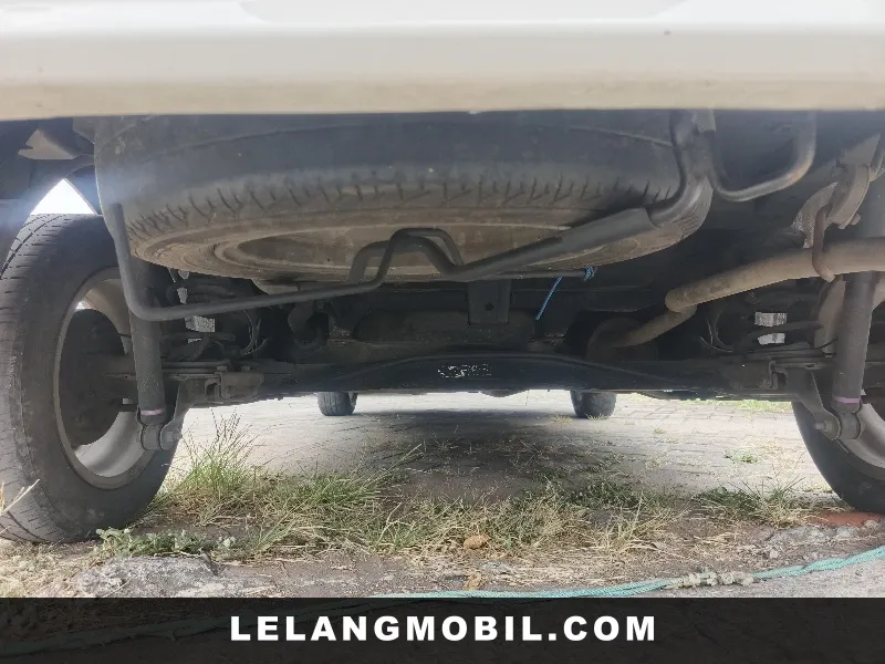 DAIHATSU SIGRA - View 13