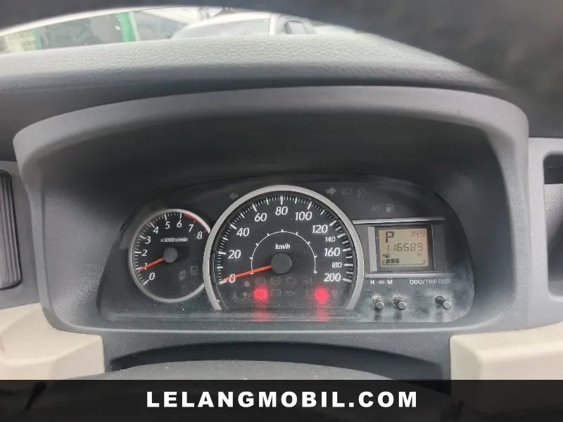 DAIHATSU SIGRA - View 7