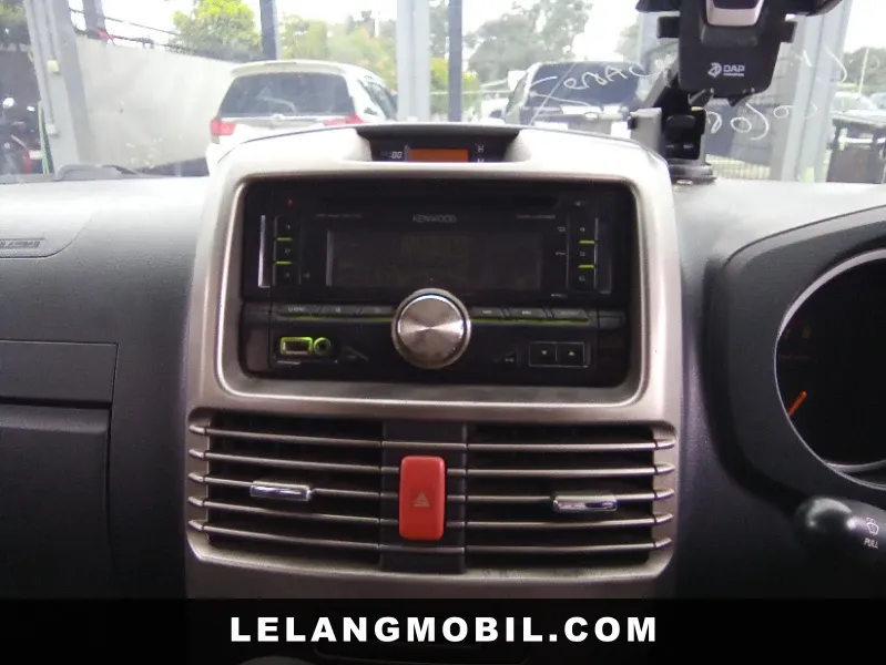 DAIHATSU TERIOS - View 9