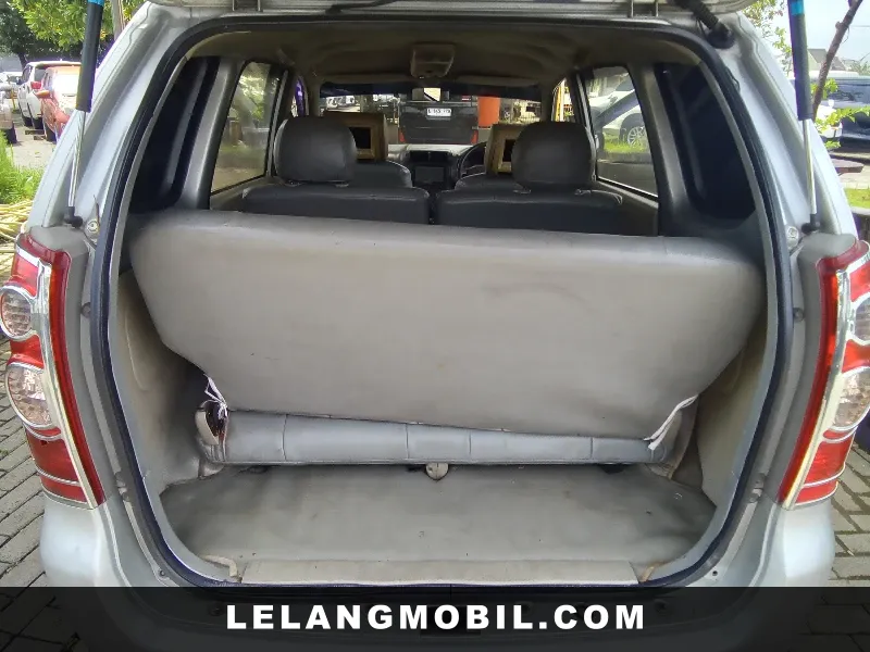 DAIHATSU XENIA - View 9