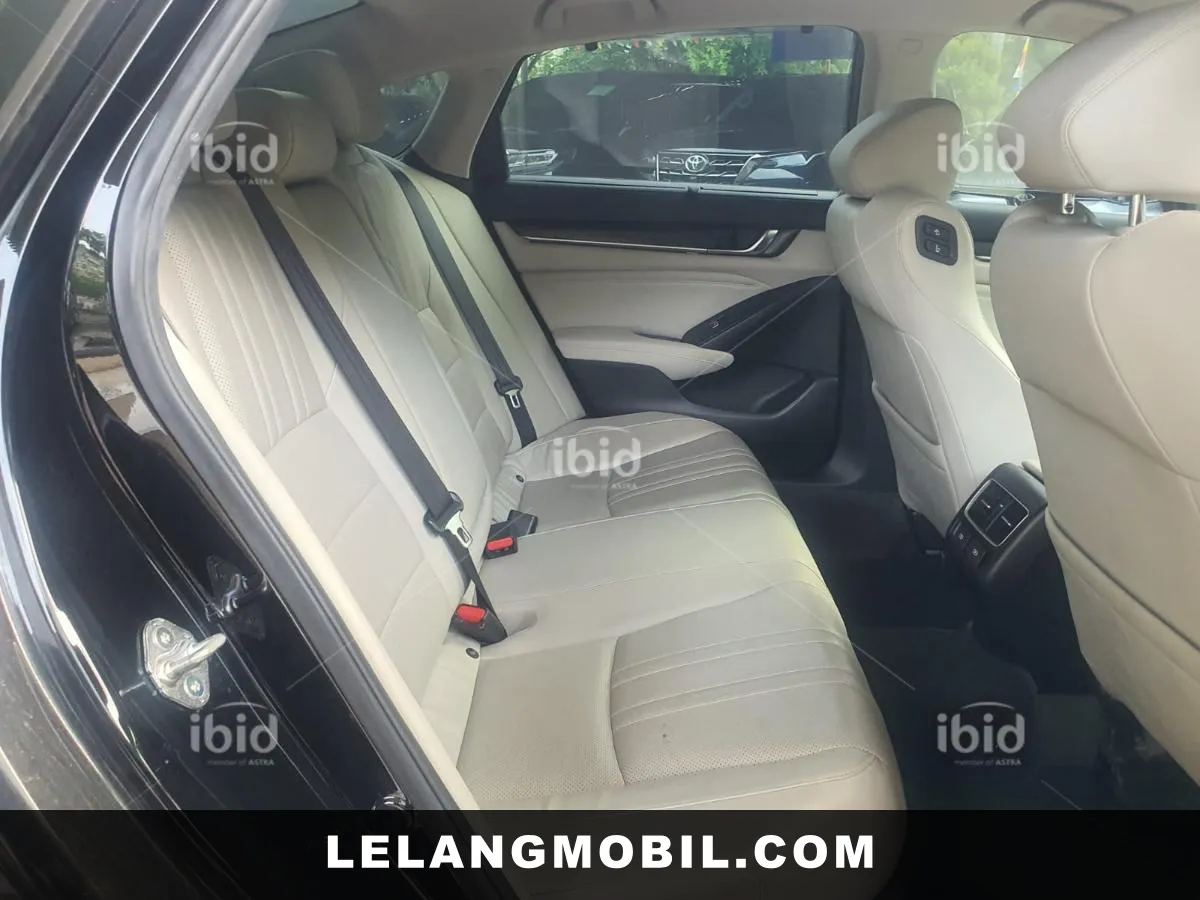 HONDA ACCORD - View 8