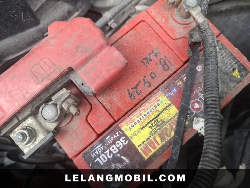 HONDA BR V - View 12