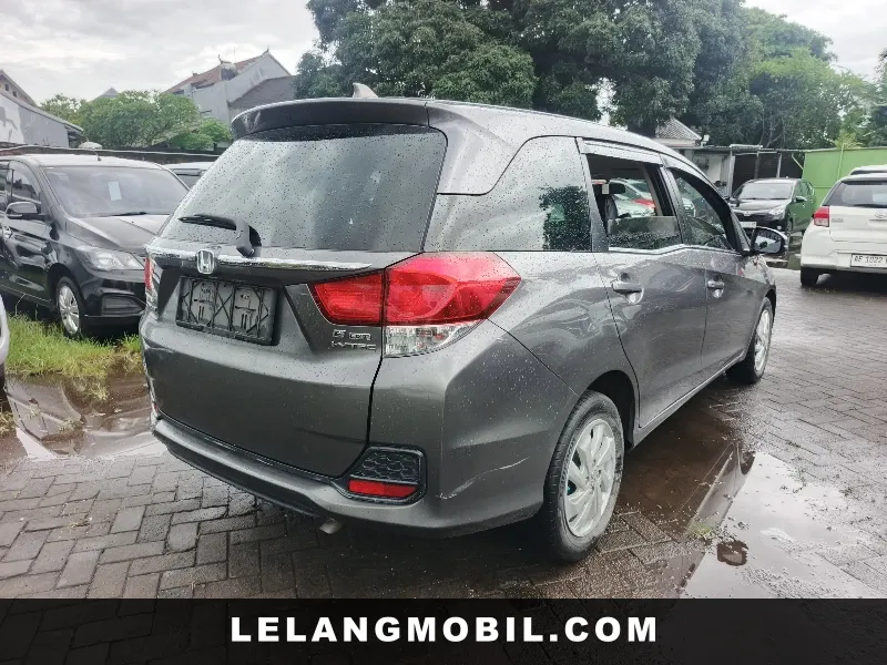 HONDA MOBILIO - View 3