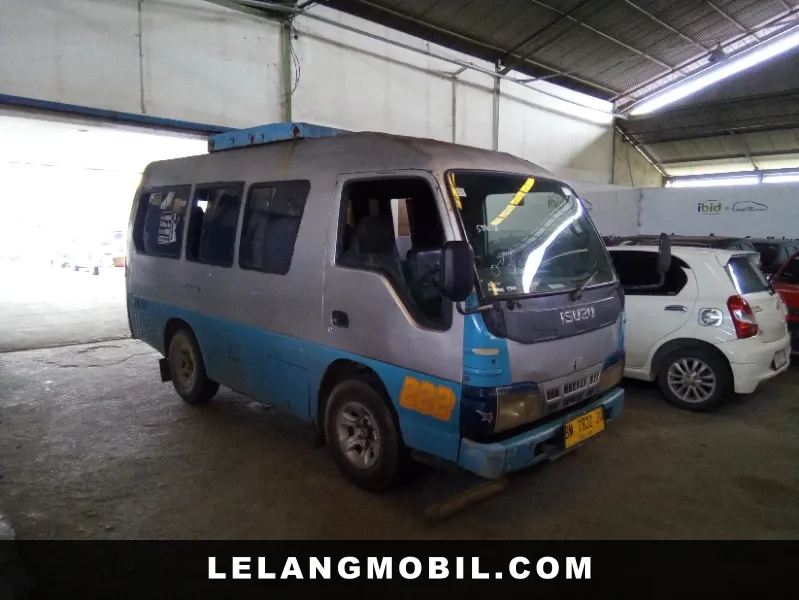 ISUZU ELF - View 2