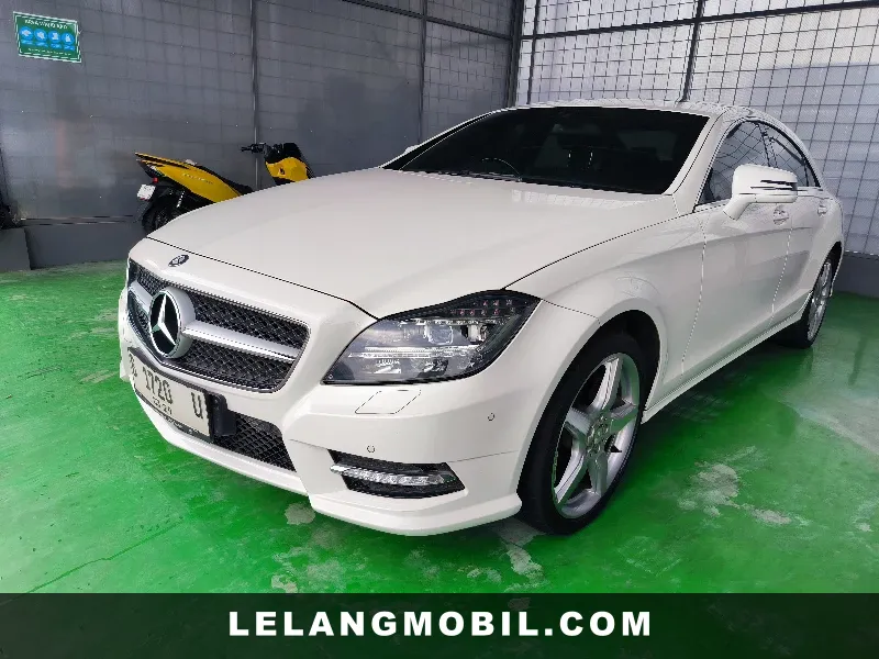 MERCEDES BENZ CLS CLASS - View 1