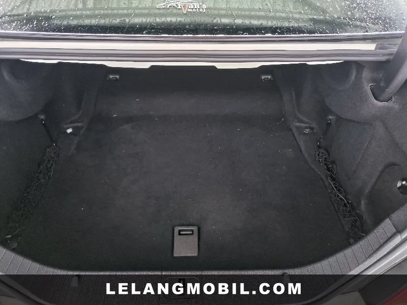 MERCEDES BENZ CLS CLASS - View 11