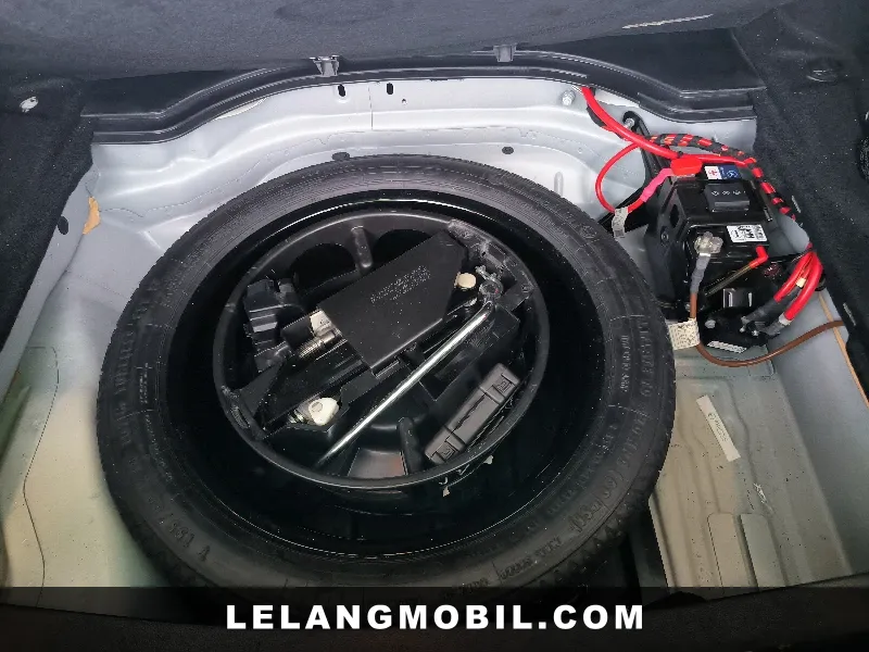 MERCEDES BENZ CLS CLASS - View 12