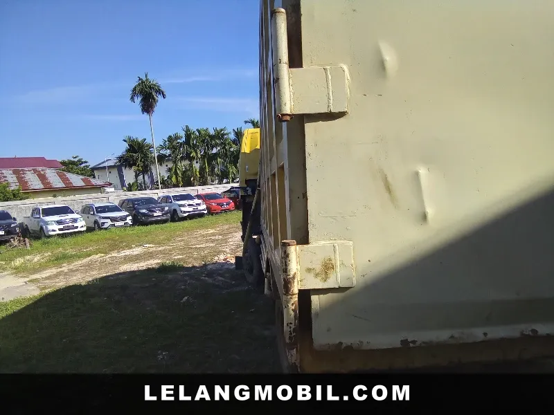 MITSUBISHI COLT D - View 4