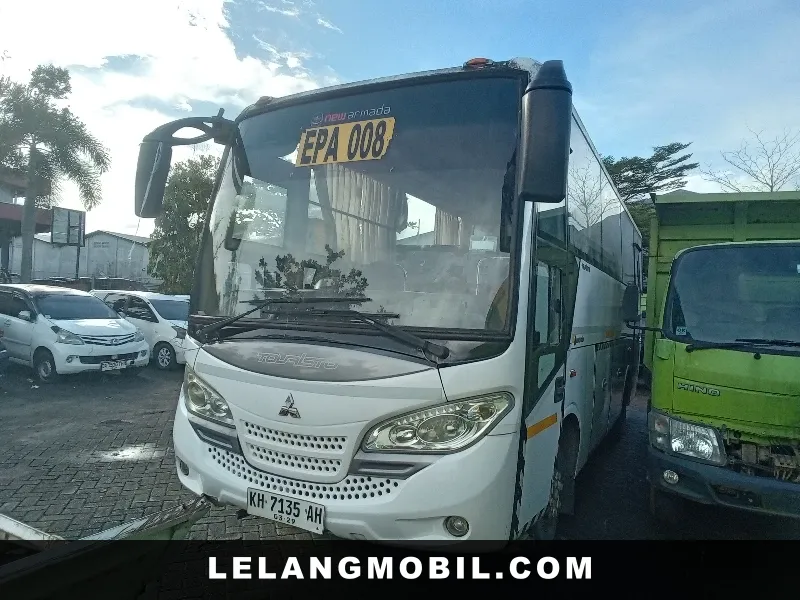 MITSUBISHI COLTD - View 1