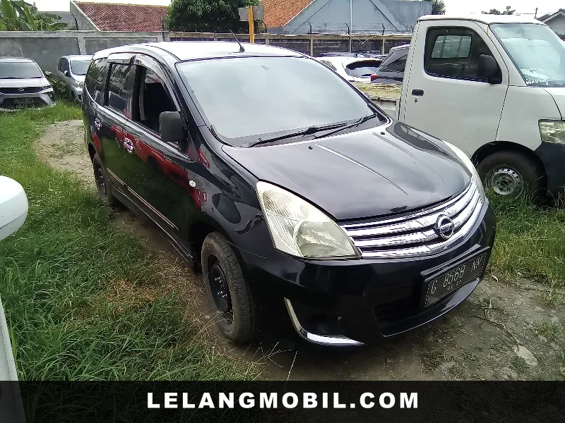 NISSAN GRANDLIVINA - View 2