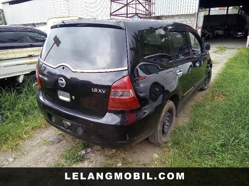 NISSAN GRANDLIVINA - View 3