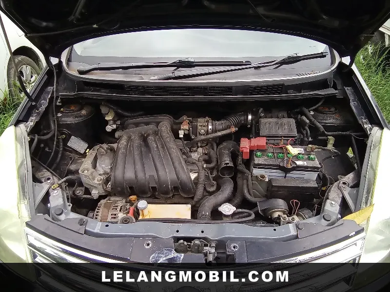 NISSAN GRANDLIVINA - View 6