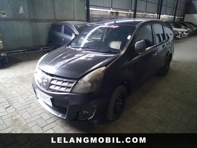 NISSAN GRANDLIVINA - View 1