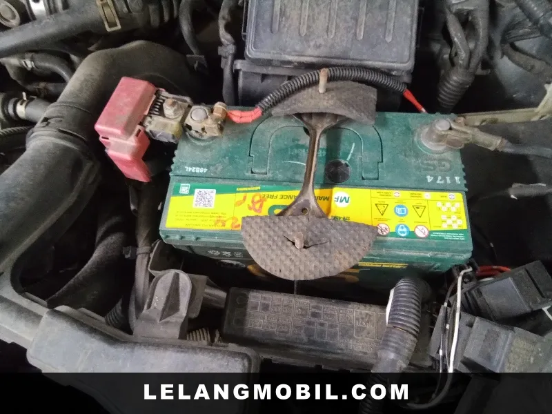 NISSAN LIVINA - View 14