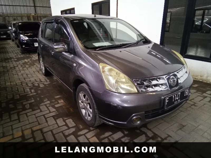 NISSAN LIVINA - View 2