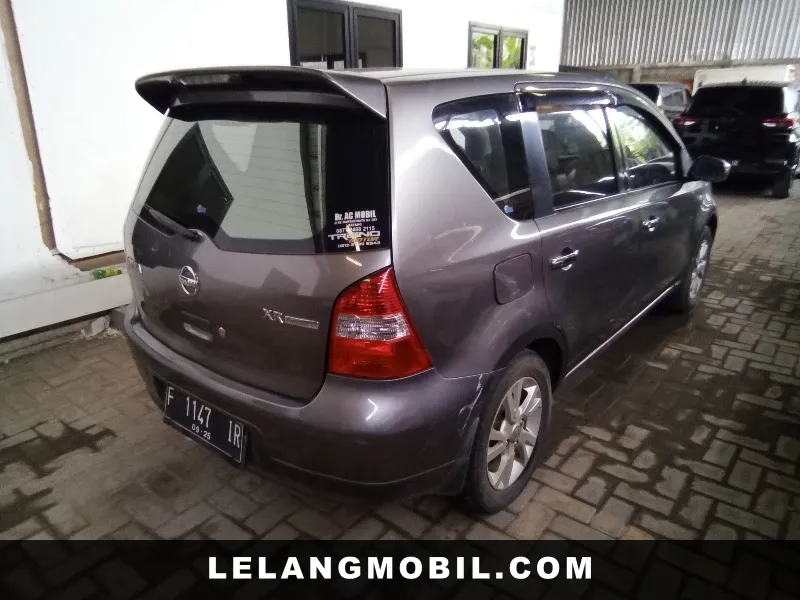 NISSAN LIVINA - View 3