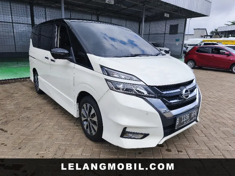 NISSAN SERENA - View 2