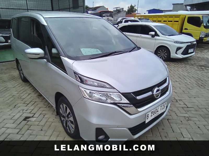 NISSAN SERENA - View 2