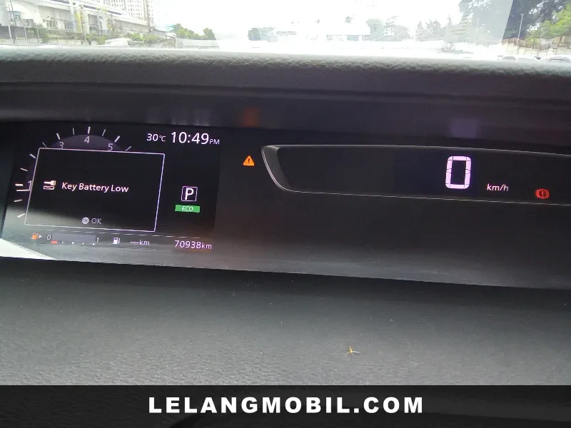 NISSAN SERENA - View 7