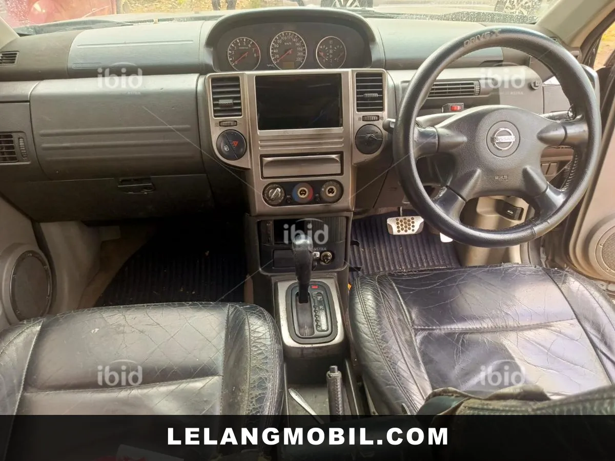 NISSAN XTRAIL - View 4