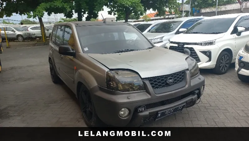 NISSAN XTRAIL - View 2
