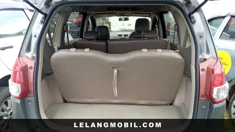 SUZUKI ERTIGA - View 11