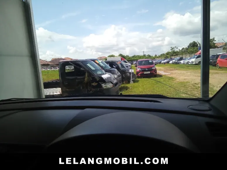 SUZUKI ERTIGA - View 13