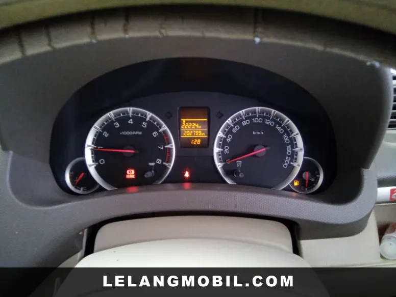 SUZUKI ERTIGA - View 7