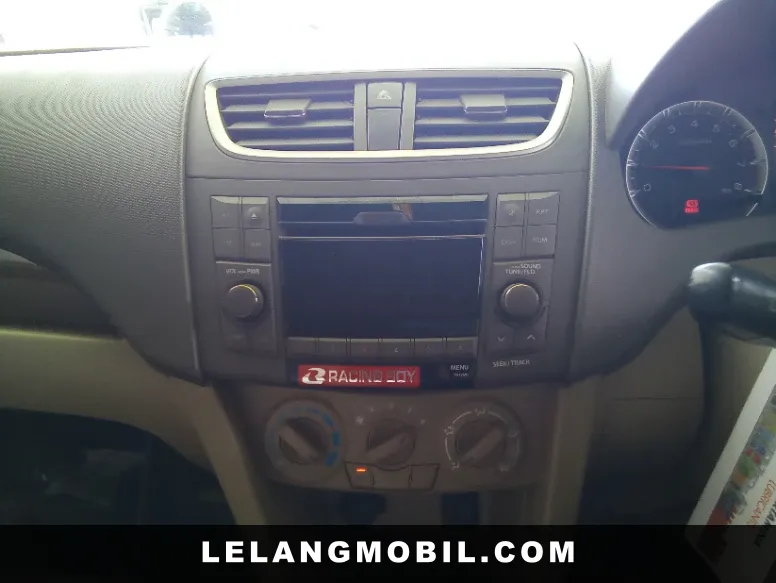 SUZUKI ERTIGA - View 9