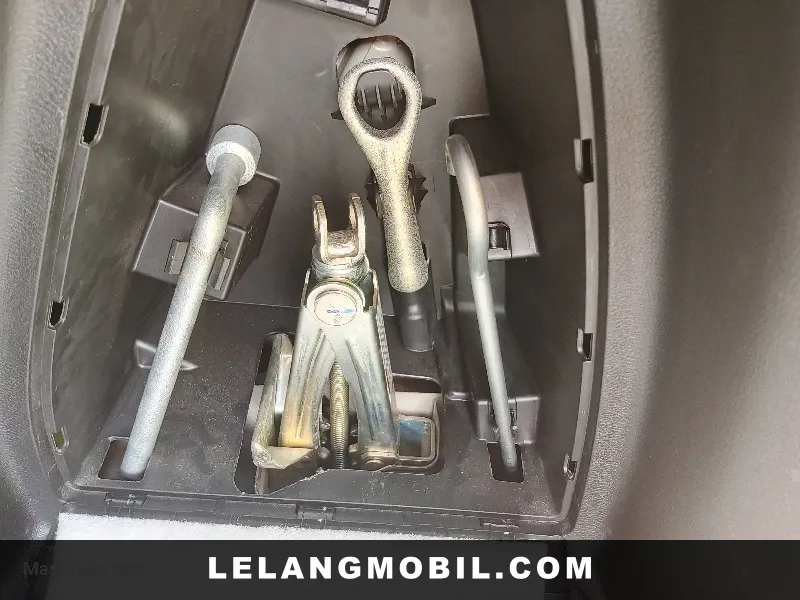 SUZUKI ERTIGA - View 29