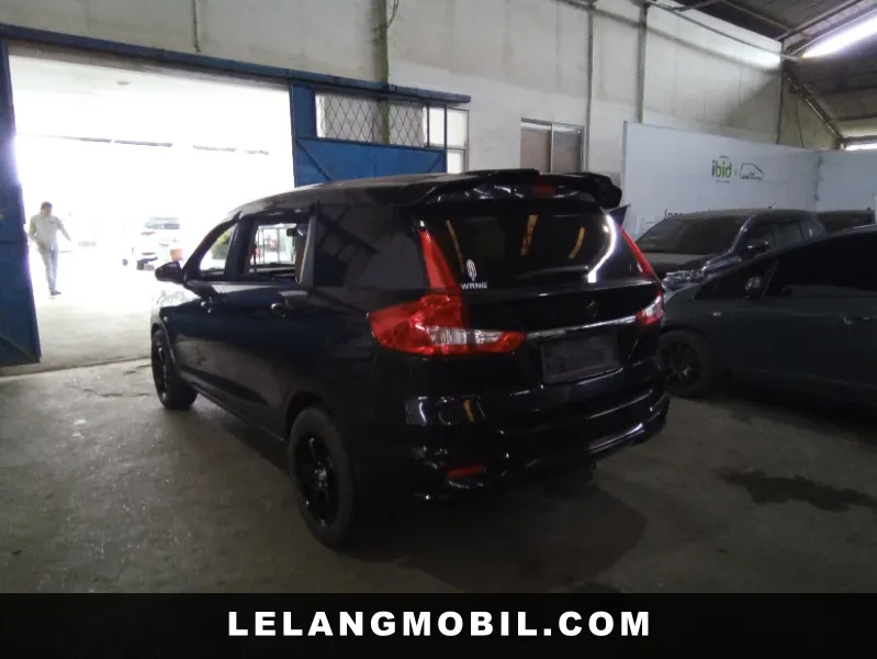 SUZUKI ERTIGA - View 4