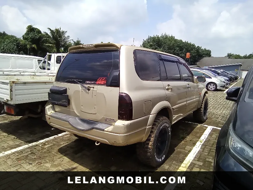 SUZUKI ESCUDO - View 3