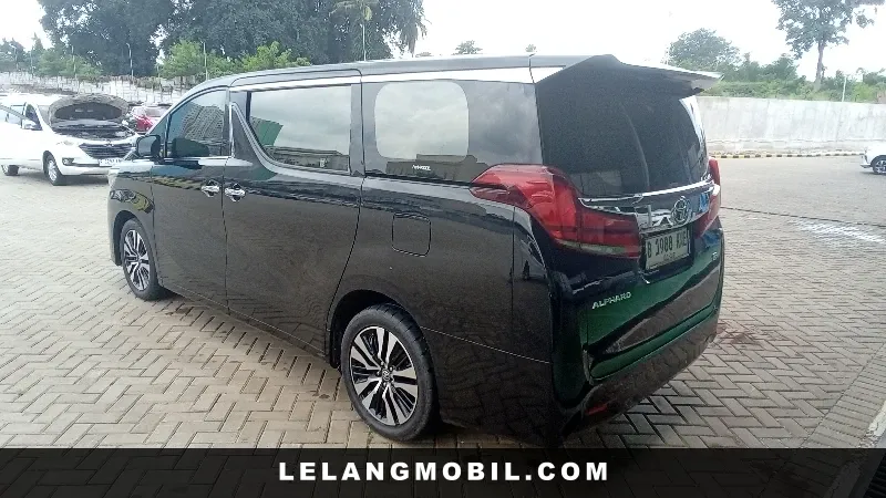 TOYOTA ALPHARD - View 4