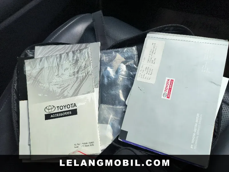 TOYOTA ALPHARD - View 10