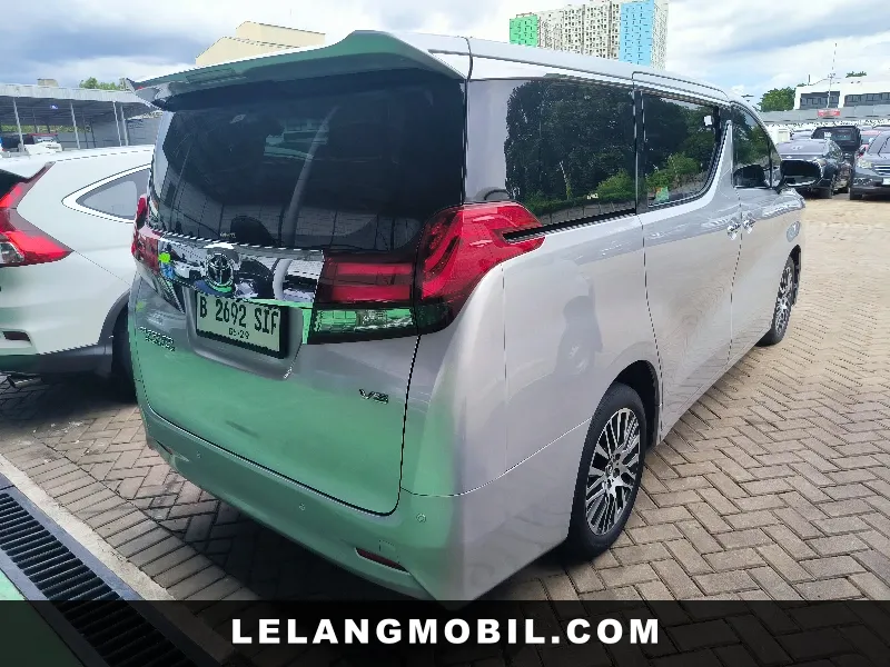 TOYOTA ALPHARD - View 3