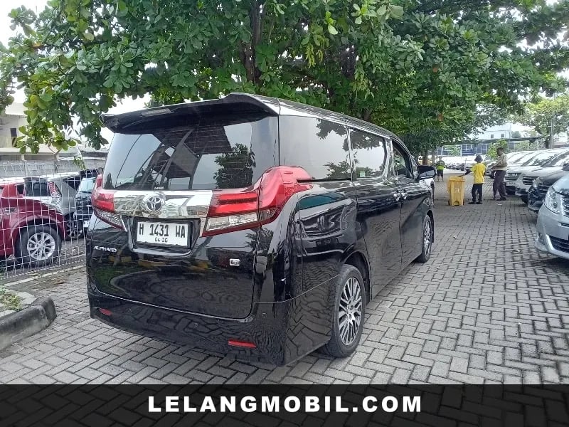 TOYOTA ALPHARD - View 3