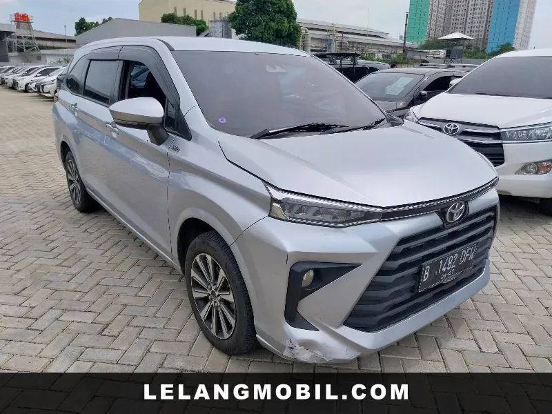 TOYOTA AVANZA - View 2