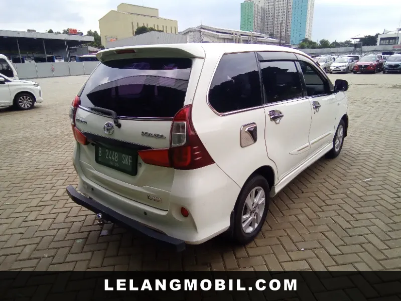 TOYOTA AVANZA - View 3