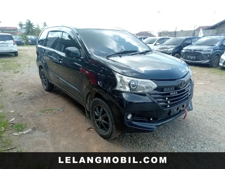 TOYOTA AVANZA - View 2