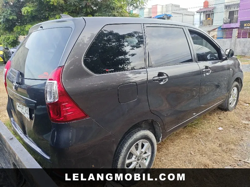 TOYOTA AVANZA - View 3