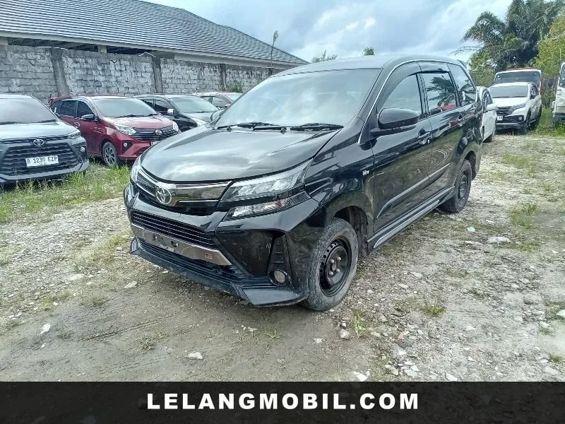 TOYOTA AVANZA - View 1