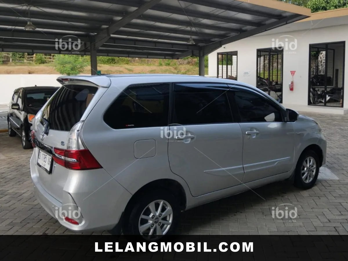 TOYOTA AVANZA - View 2